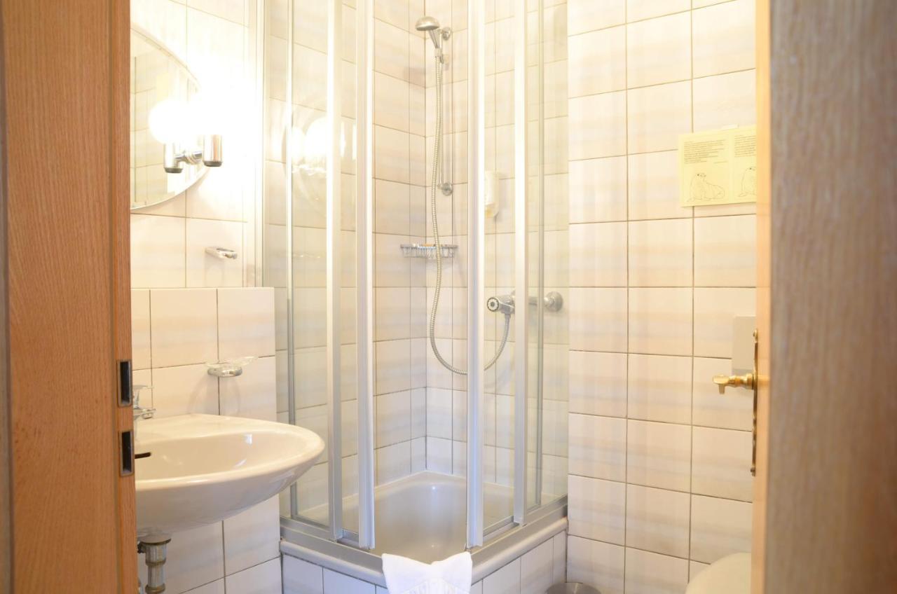 Waldhotel Twiehaus Garni Lubeck Luaran gambar